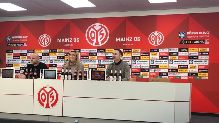 DFL will Mindestalter für Bundesligaspieler senken
