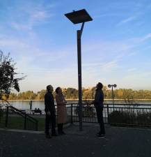 Neue Beleuchtung fürs Rheinufer