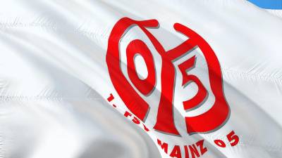 Mainz 05 nimmt Training auf