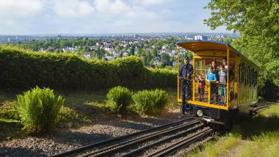 Nerobergbahn startet Betrieb