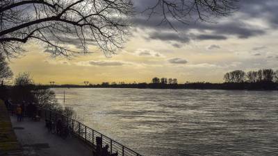 Lärm am Rheinufer