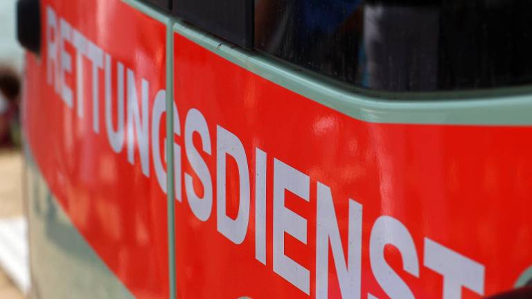 Busunfall mit mehreren Verletzten in Wiesbaden