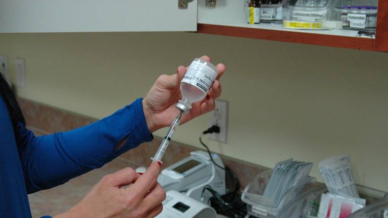 Pilotphase Impfungen durch Hausärzte gestartet