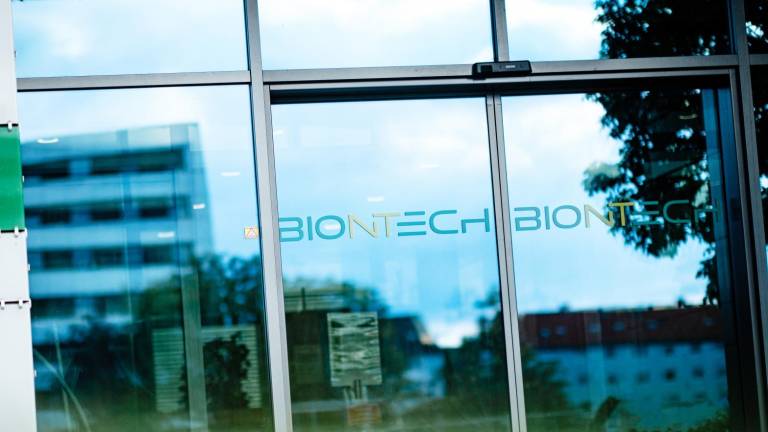BioNTech wehrt sich gegen Vorwürfe